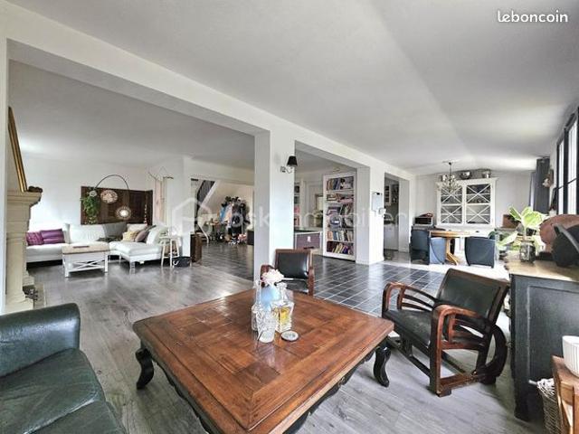 Maison 6 pièces 140 m²