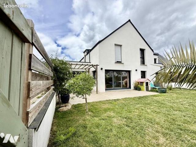 Maison 6 pièces 140 m²