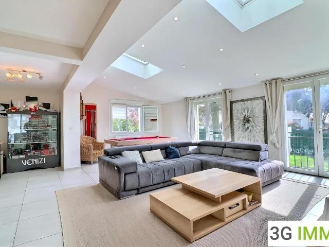 Maison 6 pièces 140 m²