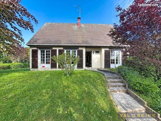 Maison 6 pièces 140 m²