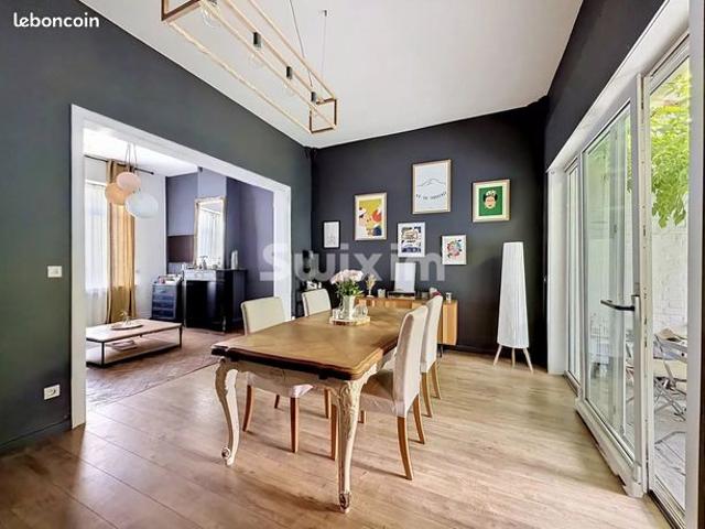 Maison 6 pièces 140 m²