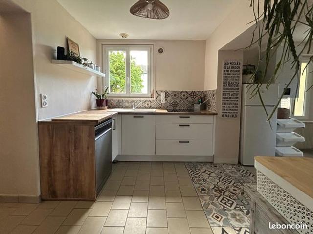 Maison 6 pièces 140 m²