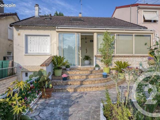 Maison 6 pièces 140 m²
