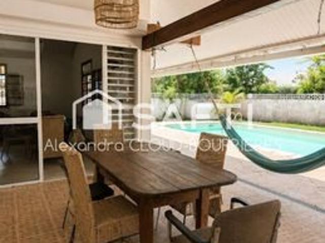 Maison 6 pièces 140 m²