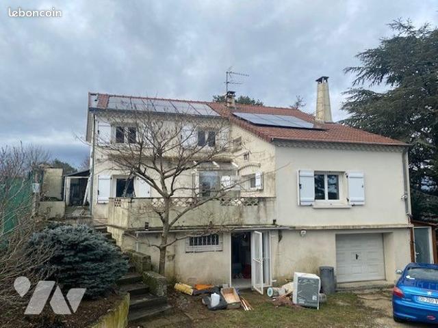 Maison 6 pièces 140 m²