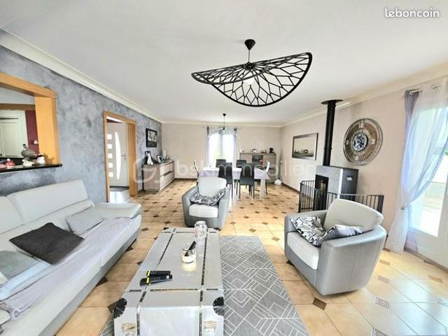 Maison 6 pièces 140 m²