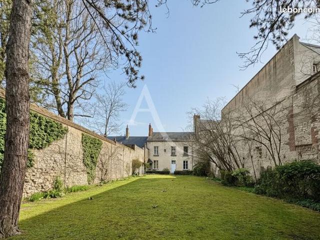 Maison 6 pièces 140 m²