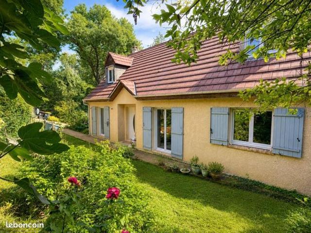 Maison 6 pièces 140 m²