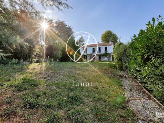 Maison 6 pièces 140 m²