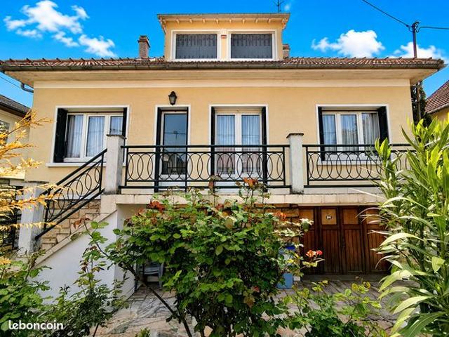 Maison 6 pièces 140 m²