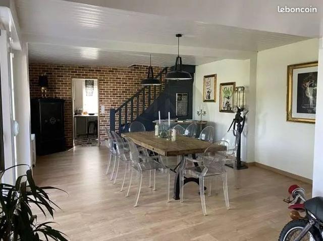 Maison 6 pièces 140 m²