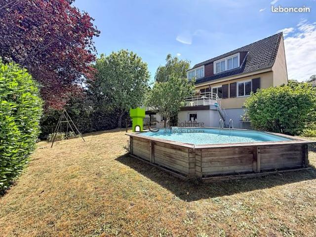 Maison 6 pièces 140 m²