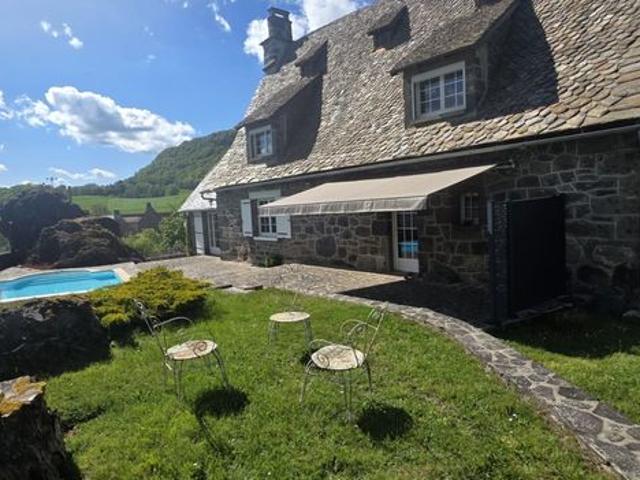 Maison 6 pièces 140 m²