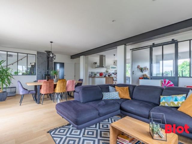 Maison 6 pièces 140 m²