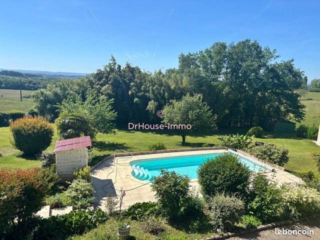 Maison 6 pièces 140 m²