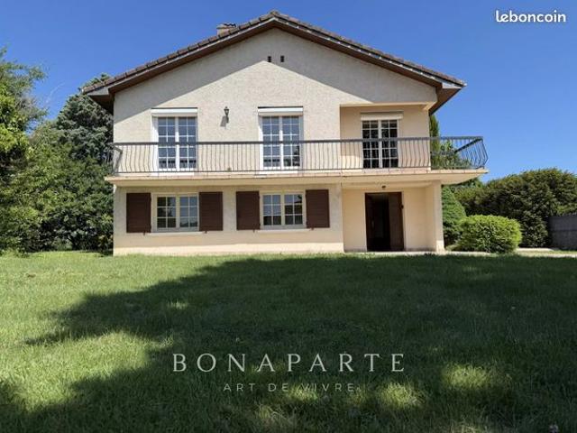Maison 6 pièces 140 m²