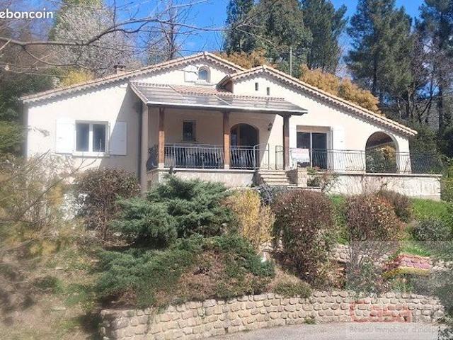 Maison 6 pièces 140 m²