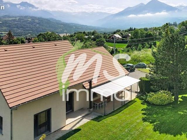 Maison 6 pièces 140 m²