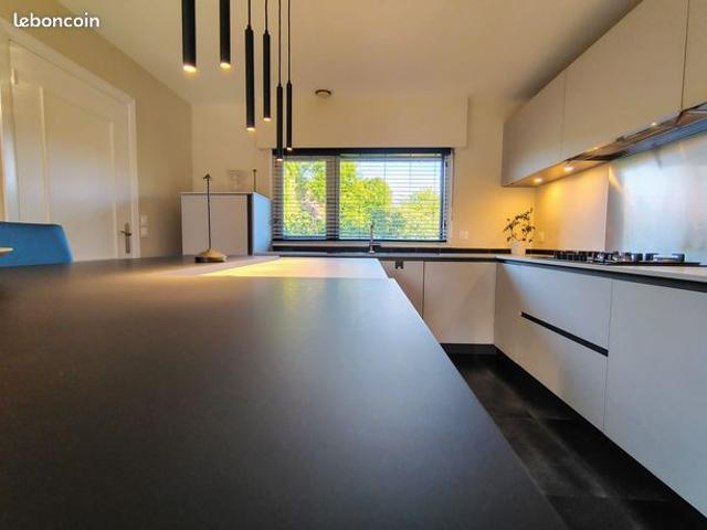 Maison 6 pièces 140 m²