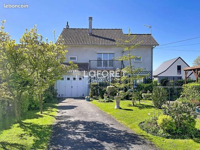 Maison 6 pièces 140 m²