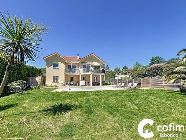 Maison 6 pièces 140 m²