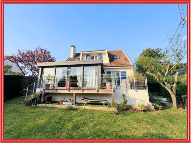 Maison 6 pièces 140 m²