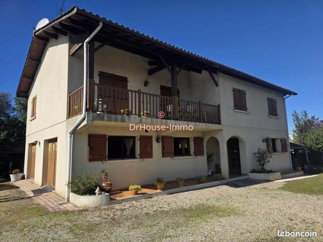 Maison 6 pièces 140 m²