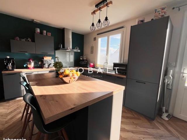 Maison 6 pièces 140 m²
