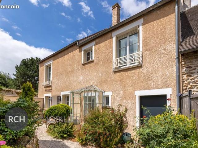 Maison 6 pièces 140 m²