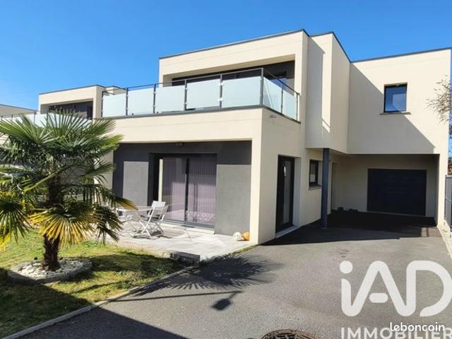Maison 6 pièces 140 m²