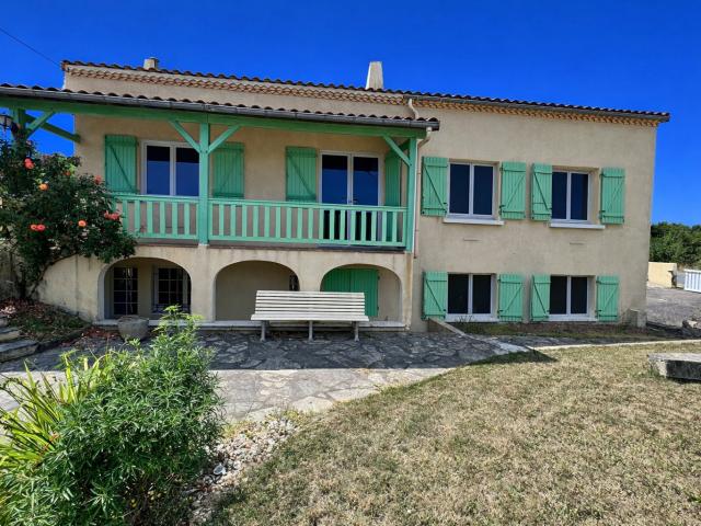 Maison 6 pièces 140 m²