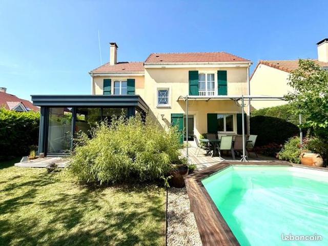 Maison 6 pièces 140 m²