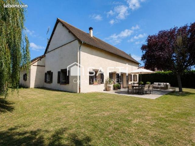 Maison 6 pièces 140 m²