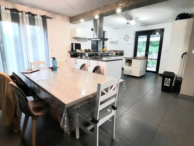 Maison 6 pièces 140 m²
