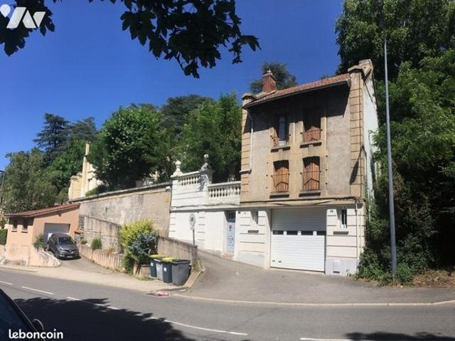 Maison 6 pièces 140 m²