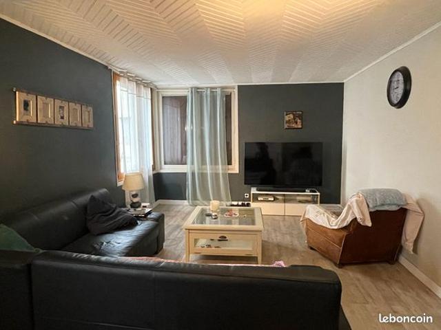 Maison 6 pièces 140 m²