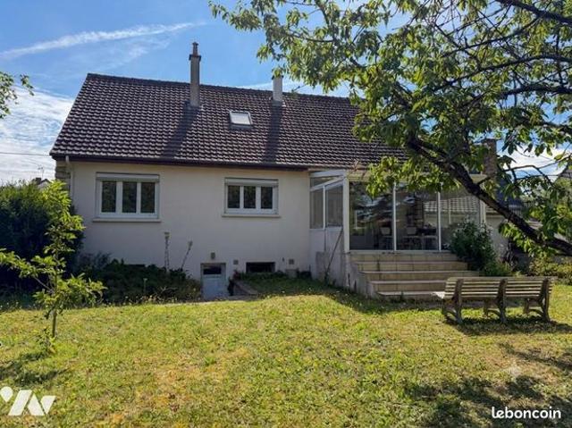 Maison 6 pièces 140 m²