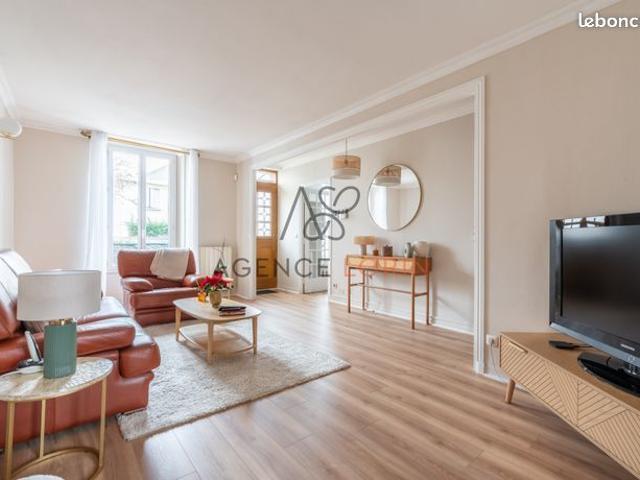 Maison 6 pièces 140 m²