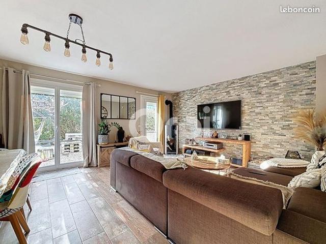Maison 6 pièces 140 m²