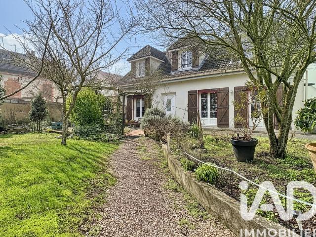 Maison 6 pièces 140 m²