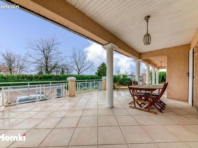 Maison 6 pièces 140 m²