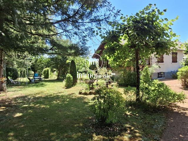 Maison 6 pièces 140 m²