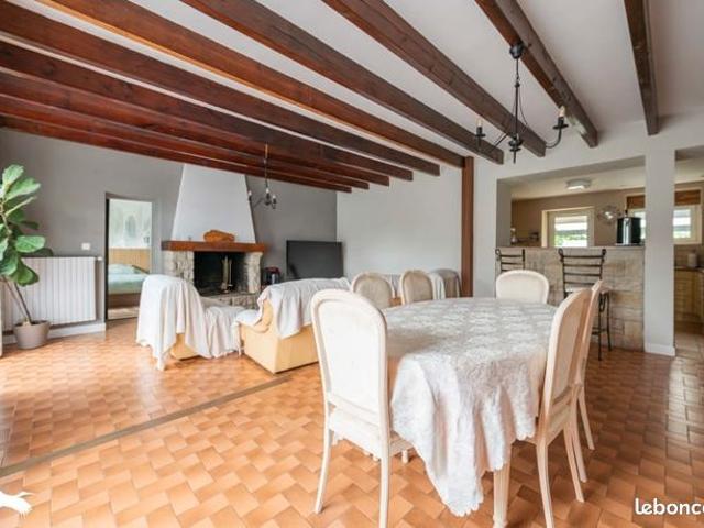 Maison 6 pièces 140 m²