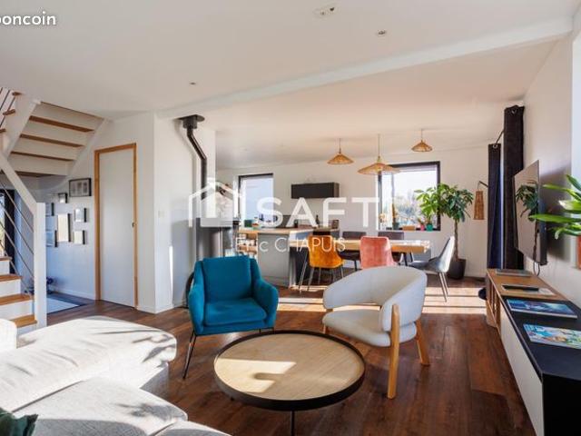 Maison 6 pièces 140 m²