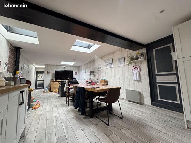 Maison 6 pièces 140 m²