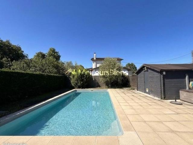 Maison 6 pièces 140 m²