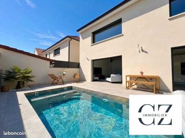 Maison 6 pièces 140 m²