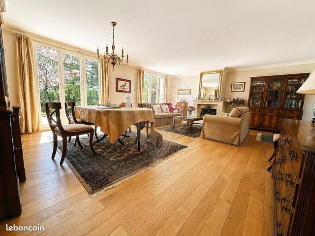 Maison 6 pièces 140 m²
