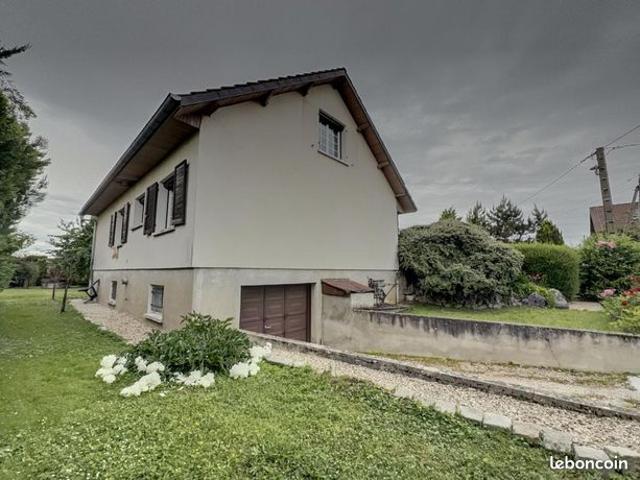 Maison 6 pièces 140 m²