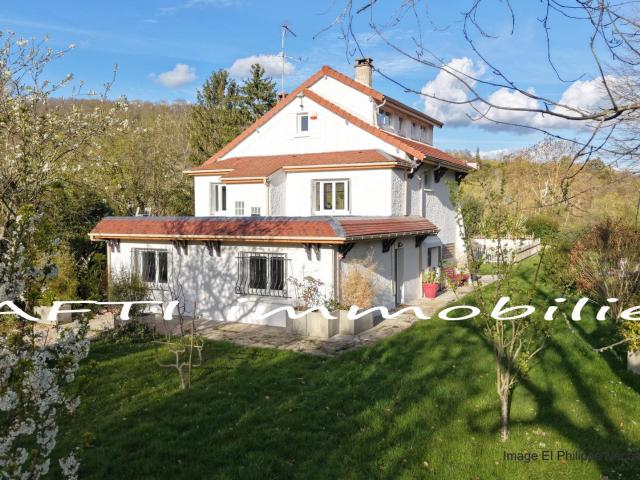 Maison 6 pièces 140 m²